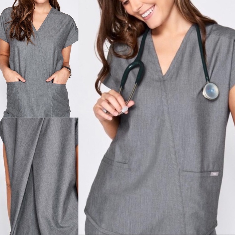 Rare 🤍🦄 Figs Taza Scrub Top in Graphite